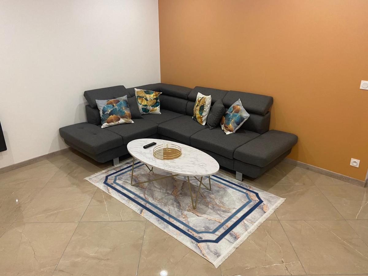 Appartement T3 Dans Une Villa Neuf Drap 외부 사진