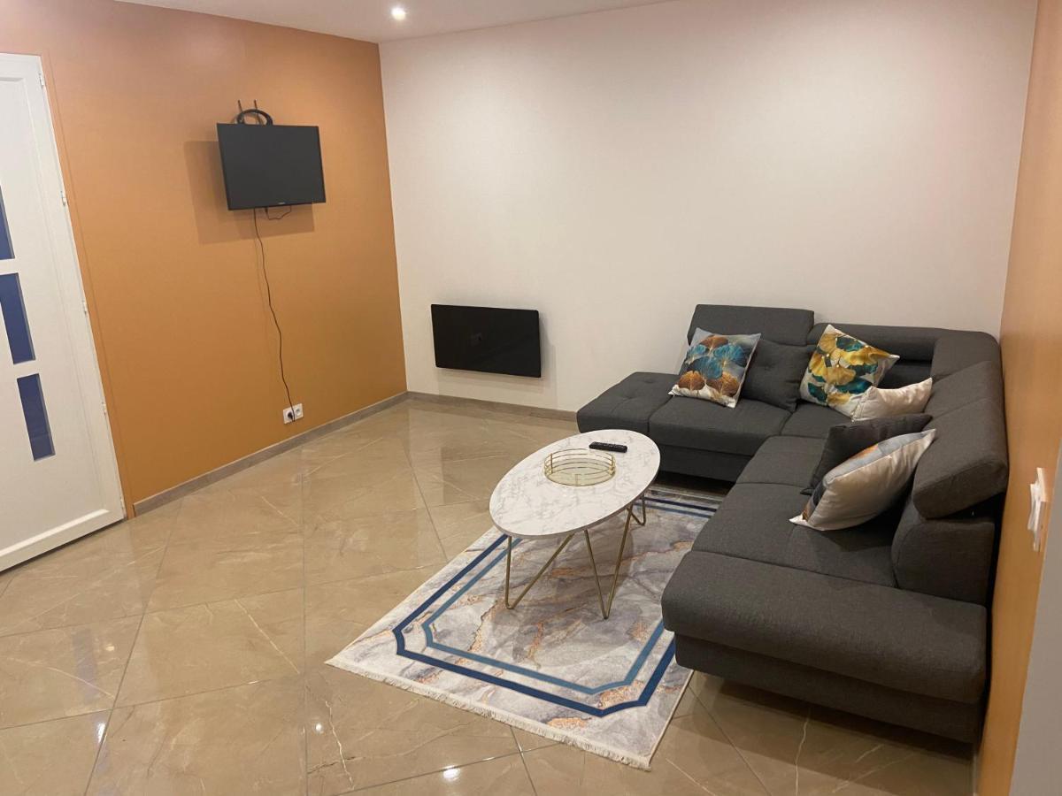Appartement T3 Dans Une Villa Neuf Drap 외부 사진