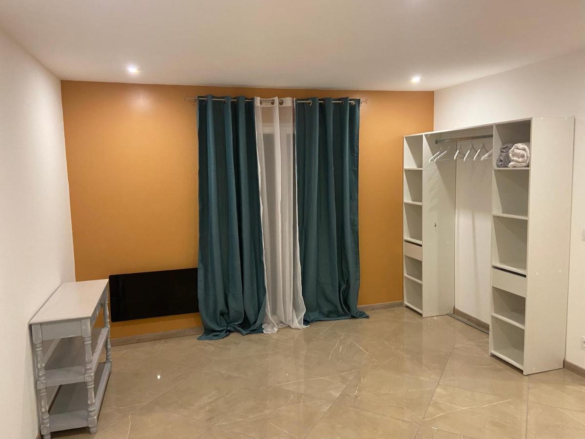 Appartement T3 Dans Une Villa Neuf Drap 외부 사진